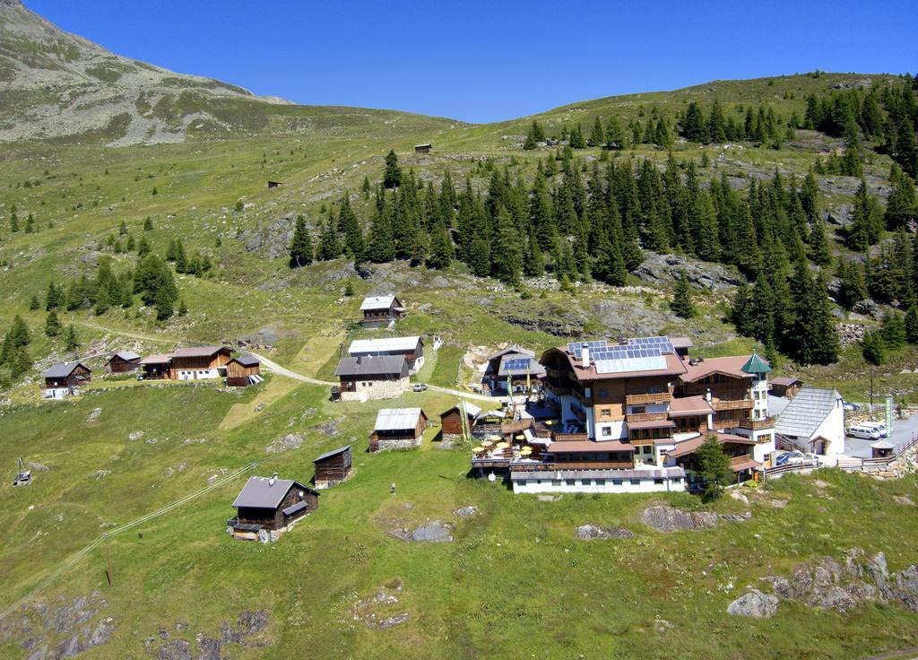 Hotel Silbertal - Almhuetten Sölden Pokoj fotografie
