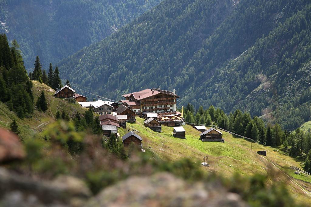 Hotel Silbertal - Almhuetten Sölden Pokoj fotografie