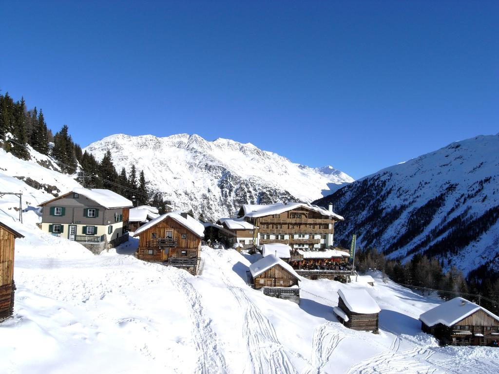 Hotel Silbertal - Almhuetten Sölden Pokoj fotografie