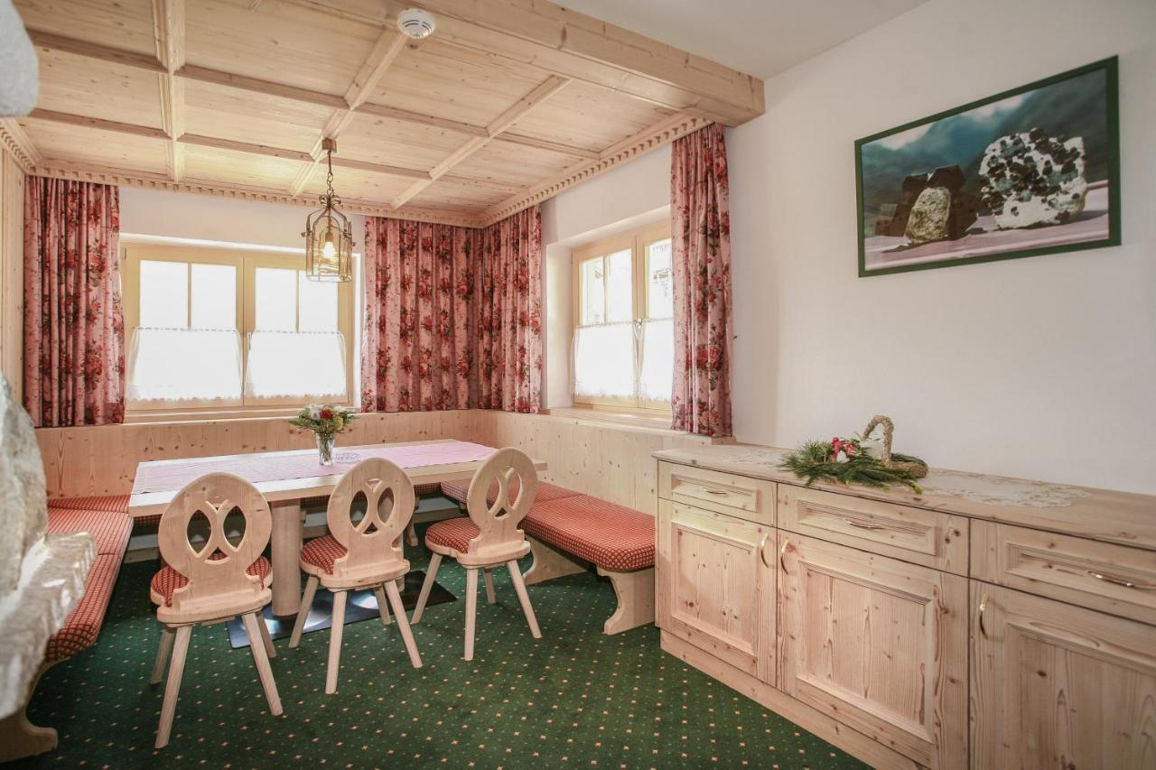Hotel Silbertal - Almhuetten Sölden Exteriér fotografie